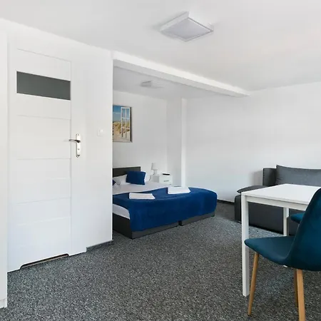 Przyjaciół 13 * Mielno (Koszalin)