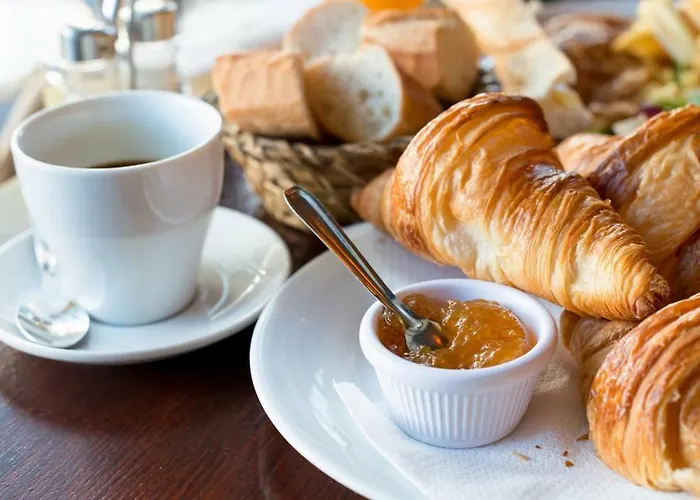 Przyjaciol 13 Nocleg ze śniadaniem *